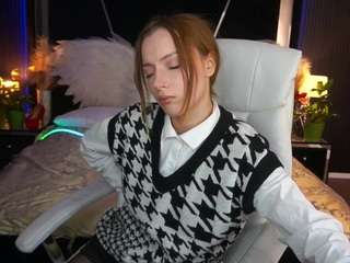 foxymayy's CamSoda show and profile