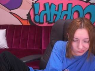 FoxyMayy live webcam show