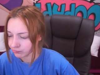 FoxyMayy live webcam show