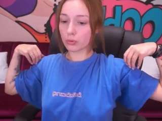 FoxyMayy live webcam show