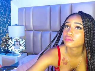 julitpink Live Webcam on CamSoda