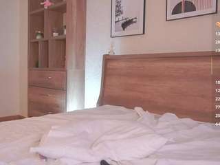 lucretiashelhamer webcam