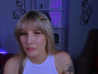  ofelia-peachy chat room