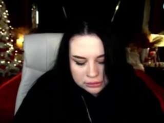 serahmirabeli's CamSoda show and profile