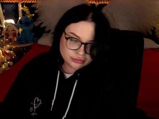 serahmirabeli webcam model