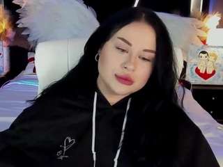 serahmirabeli live cam profile