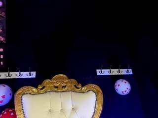 bagiolett's CamSoda show and profile