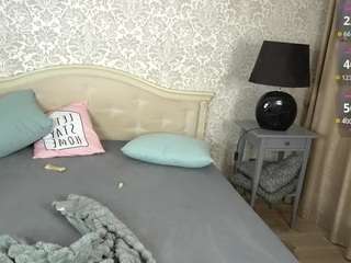 crystalblissi's CamSoda show and profile