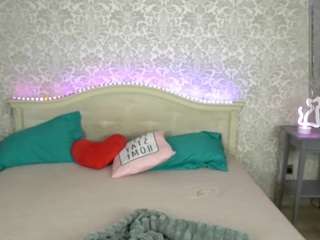 crystalblissi Live Webcam on CamSoda