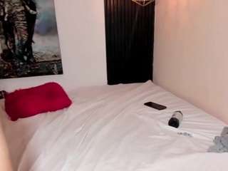 duo69sex Live Webcam on CamSoda