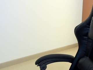 sarita-pinkie webcam