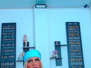 chloe-thunders webcam