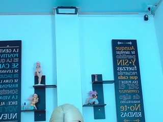 chloe-thunders webcam model