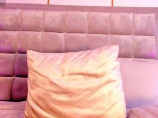 Dakota Wangi live webcam show