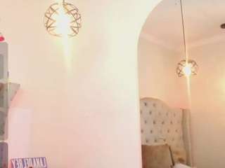 eva-walker's CamSoda show and profile