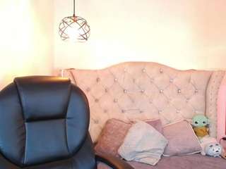 eva-walker's CamSoda show and profile