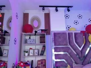 eva-walker's live room