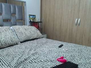 pamelatiina Live Webcam on CamSoda