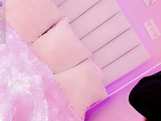 taii-leal Live Webcam on CamSoda