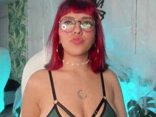  cute-hollywood chat room