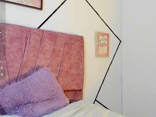 julieta-lein Teen live webcam