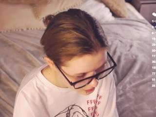 kanishaskrocki's CamSoda show and profile