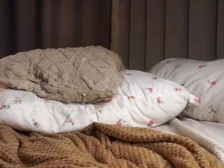 KanishaSkrocki live webcam show