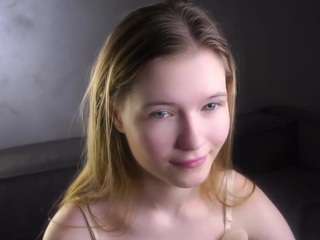 KanishaSkrocki live cam preview