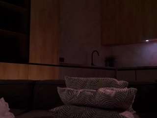 KanishaSkrocki live cam preview