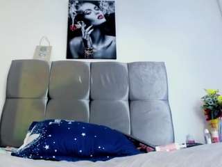 karol-wish's CamSoda show and profile