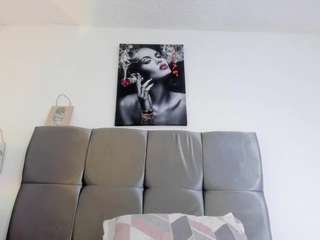Karol-wish live webcam show