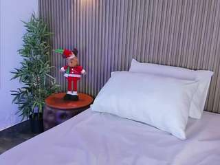 mariathlittle Toy live webcam