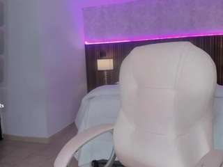 megann-williamss