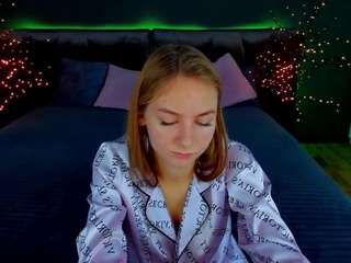 milaaaddam webcam model