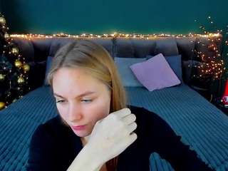 milaaaddam's CamSoda show and profile