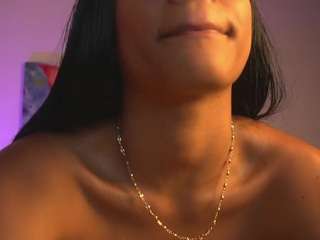 noah-0814's CamSoda show and profile