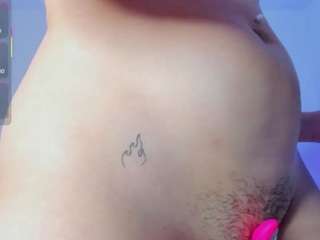 saray-rivas18 Brown eyes live webcam