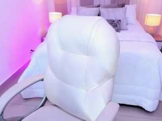 taylorr-hills chat room