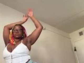 theeplatinumbooty webcam