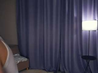  xuanknedler chat room