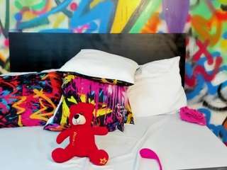 aria-collin live webcam show