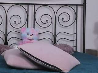 blueeheart from CamSoda is Freechat