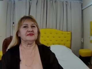 emmaellison Live Webcam on CamSoda