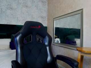  saraelise chat room