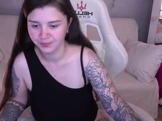 amellymillyy webcam