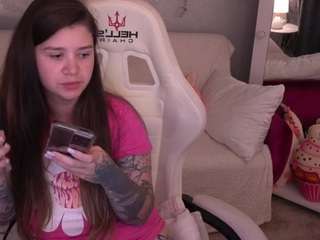 amellymillyy webcam model