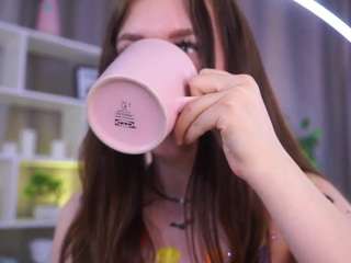 candy-Leya