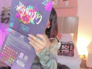 Live cam show with clara-luuu