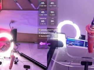 roxy-licious camsoda