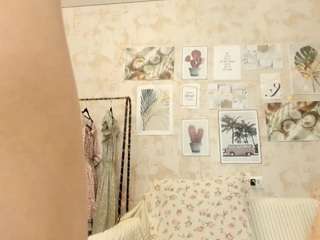 luafynova Live Webcam on CamSoda